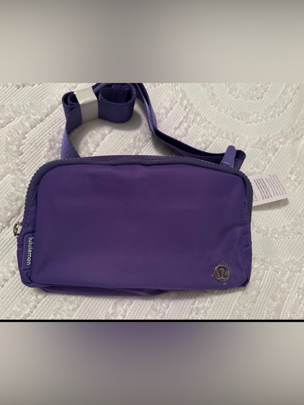 NWT lululemon 1L everywhere Belt Bag Dark purple